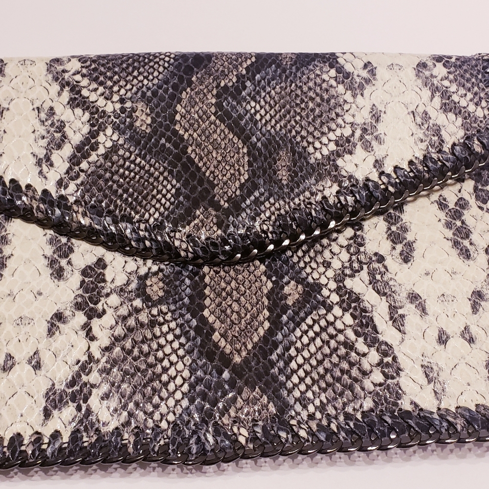 Snake skin black and white clutch purse